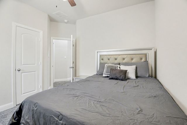 686 Navasota Drive, Crandall, TX 75114