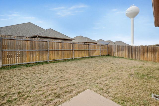 686 Navasota Drive, Crandall, TX 75114