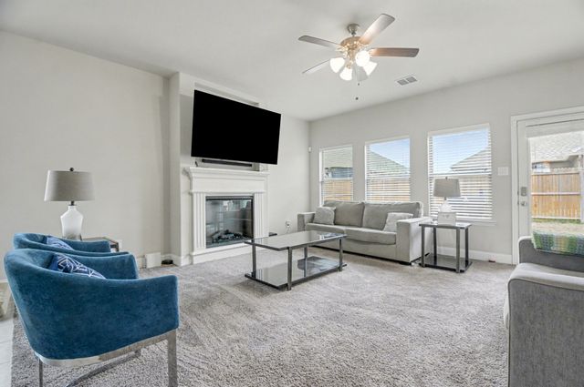 686 Navasota Drive, Crandall, TX 75114