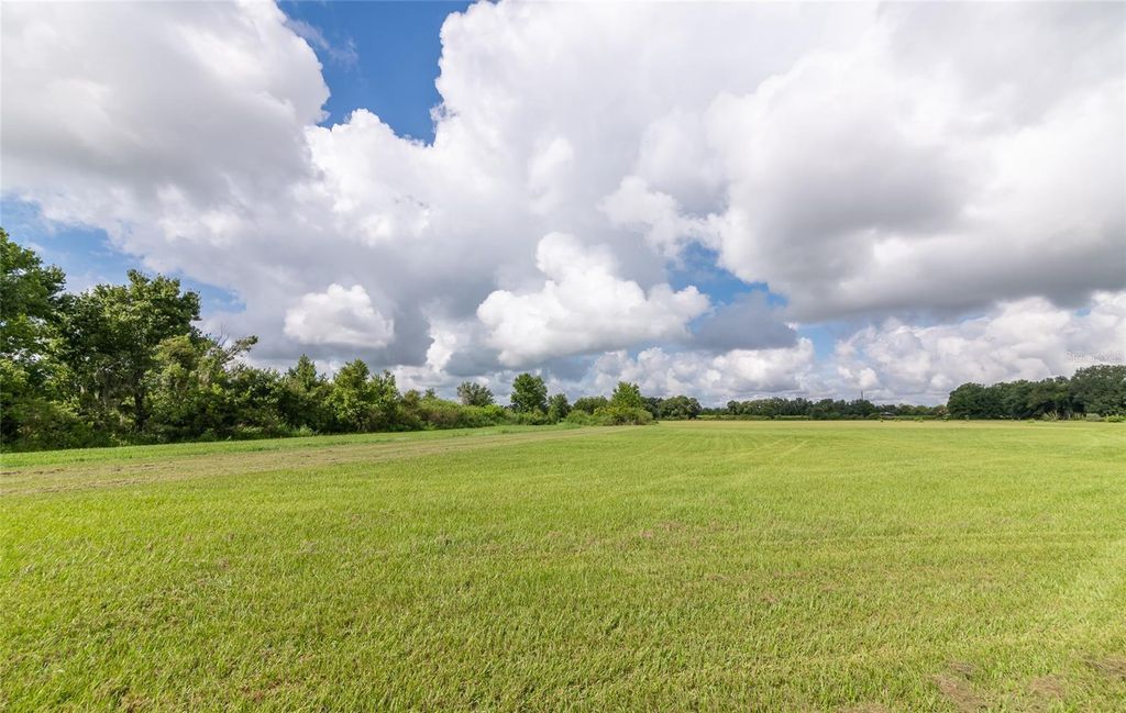 Image 32 of property listing at 3005 VERNA BETHANY ROAD, Myakka City, FL 34251