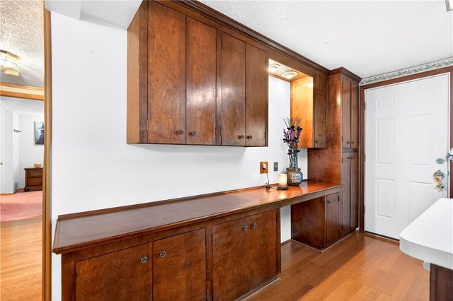 156 ONeil Lane, Ohio Twp, PA 15237