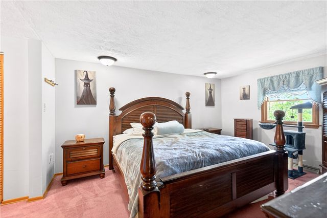 156 ONeil Lane, Ohio Twp, PA 15237