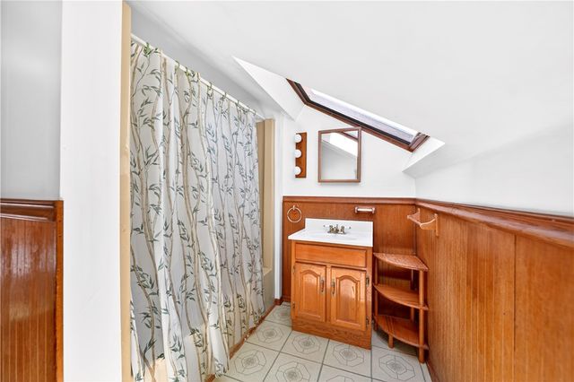 156 ONeil Lane, Ohio Twp, PA 15237