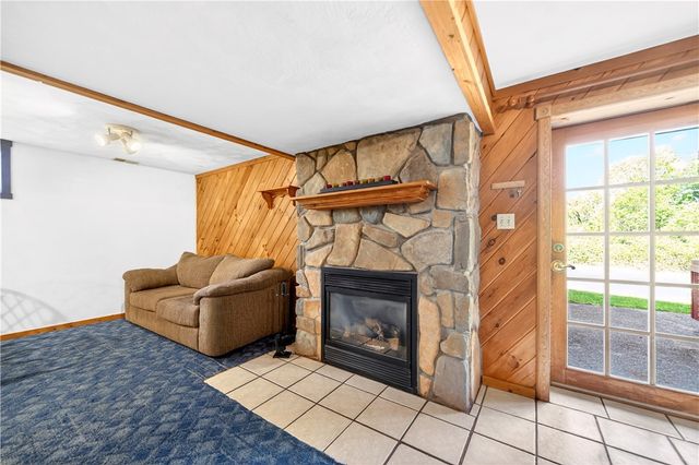 156 ONeil Lane, Ohio Twp, PA 15237