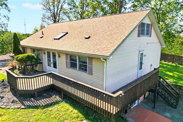 156 ONeil Lane, Ohio Twp, PA 15237