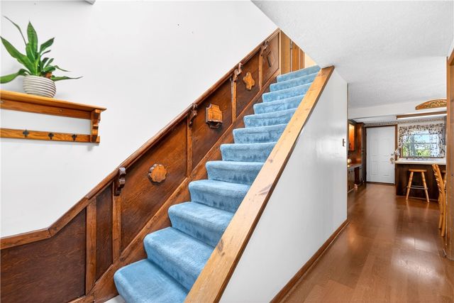 156 ONeil Lane, Ohio Twp, PA 15237