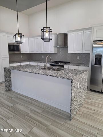 1188 Summer Rain Street, El Paso, TX 79928