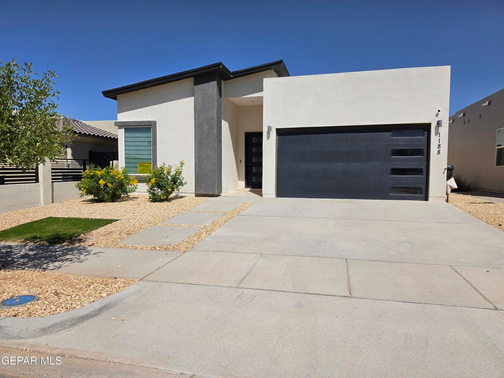 1188 Summer Rain Street, El Paso, TX 79928