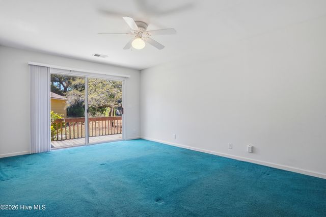 620 Jasmine Lane SW, Sunset Beach, NC 28468