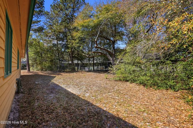 620 Jasmine Lane SW, Sunset Beach, NC 28468