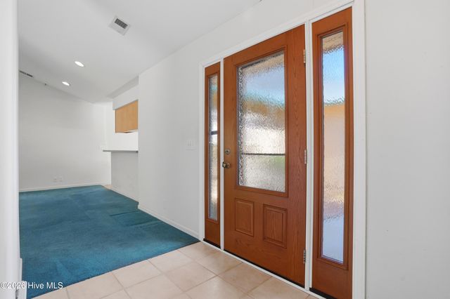 620 Jasmine Lane SW, Sunset Beach, NC 28468