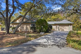 620 Jasmine Lane SW, Sunset Beach, NC 28468