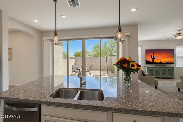 1914 N 140TH Avenue, Goodyear, AZ 85395