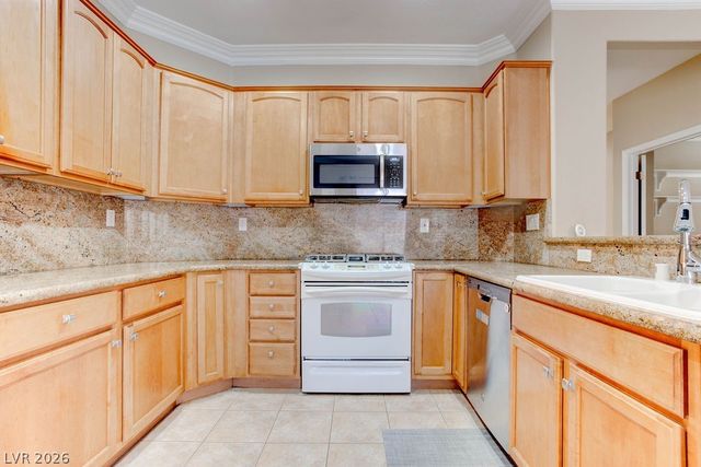809 Royal Birch Lane, Las Vegas, NV 89144