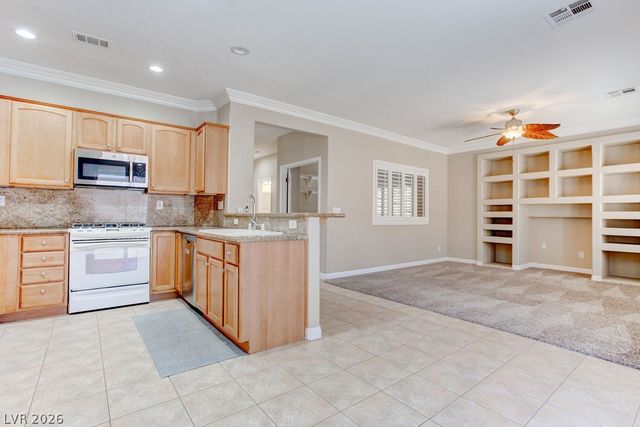 809 Royal Birch Lane, Las Vegas, NV 89144