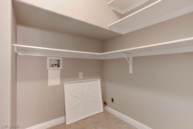 809 Royal Birch Lane, Las Vegas, NV 89144