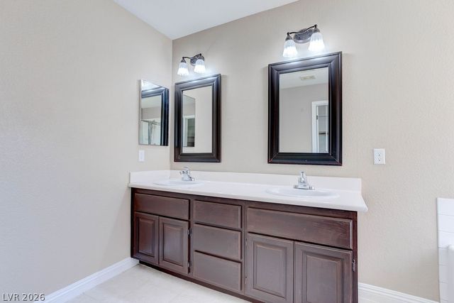809 Royal Birch Lane, Las Vegas, NV 89144