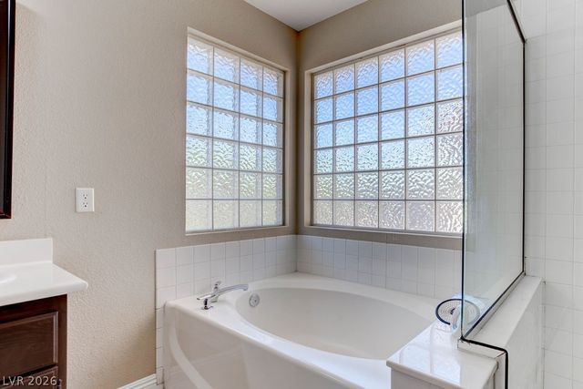 809 Royal Birch Lane, Las Vegas, NV 89144