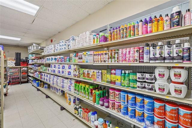 593 Weeden Street, Pawtucket, RI 02860