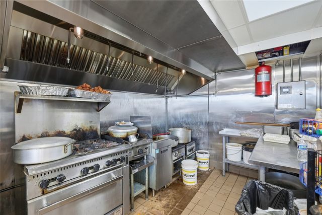 593 Weeden Street, Pawtucket, RI 02860