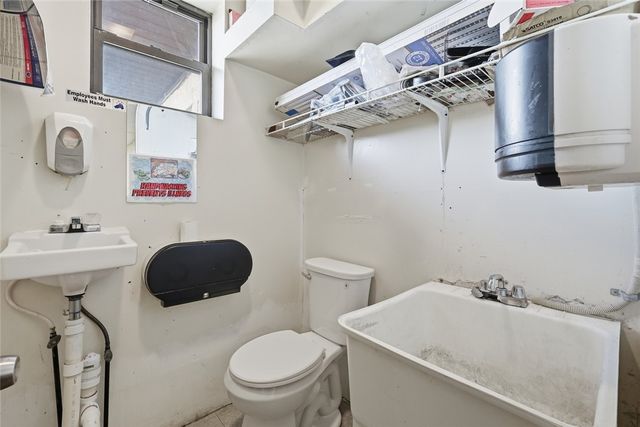 593 Weeden Street, Pawtucket, RI 02860