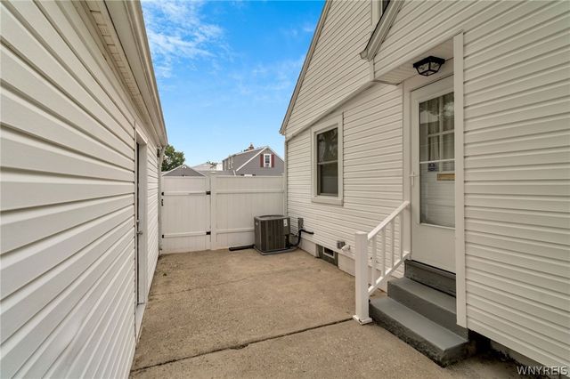 438 Highland Avenue, Tonawanda, NY 14223
