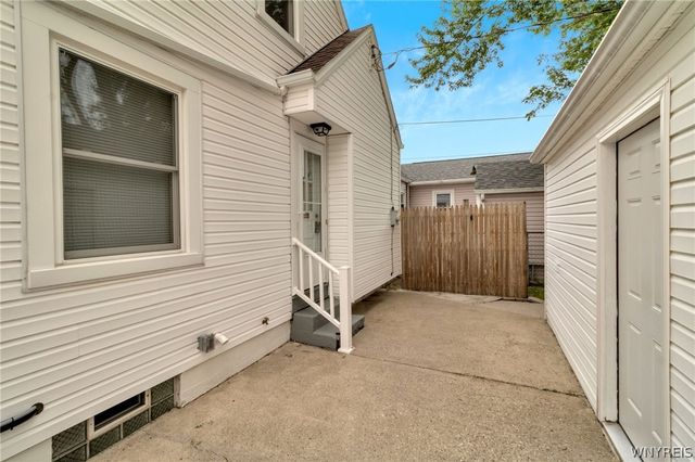 438 Highland Avenue, Tonawanda, NY 14223