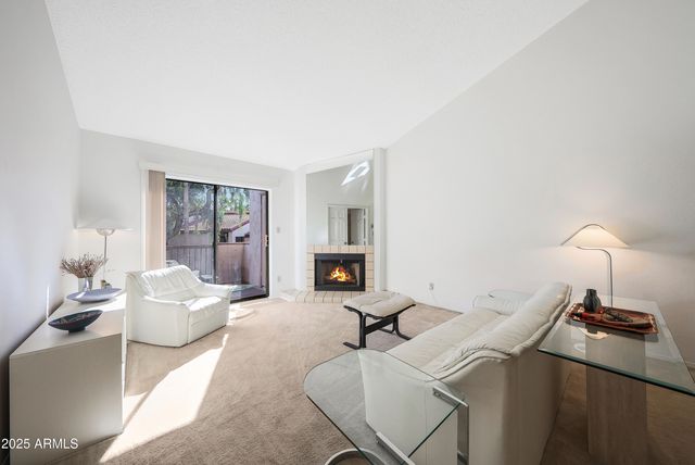 9125 E PURDUE Avenue 208, Scottsdale, AZ 85258