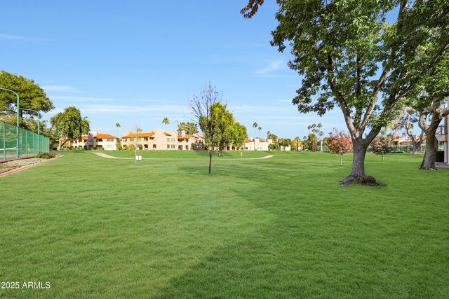 9125 E PURDUE Avenue 208, Scottsdale, AZ 85258