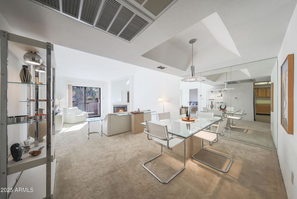 9125 E PURDUE Avenue 208, Scottsdale, AZ 85258