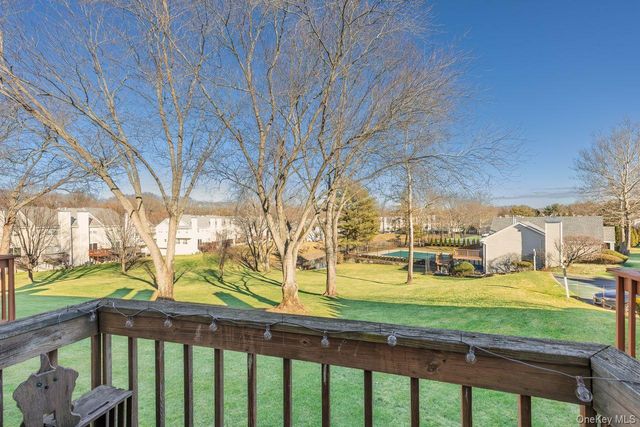 117 Leeward Lane, Port Jefferson, NY 11777