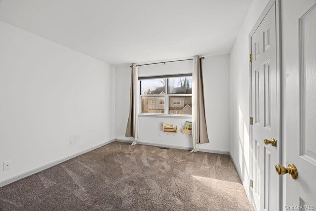 117 Leeward Lane, Port Jefferson, NY 11777