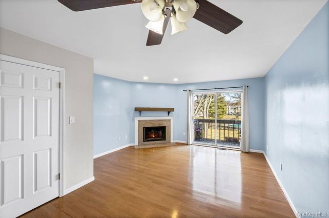 117 Leeward Lane, Port Jefferson, NY 11777