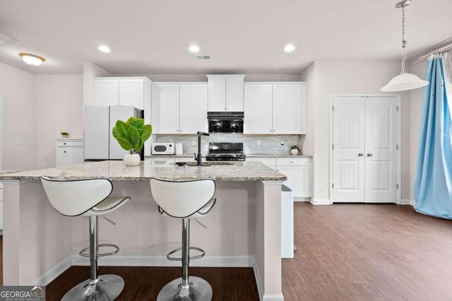 1876 HANOVER WEST Drive, Lawrenceville, GA 30043