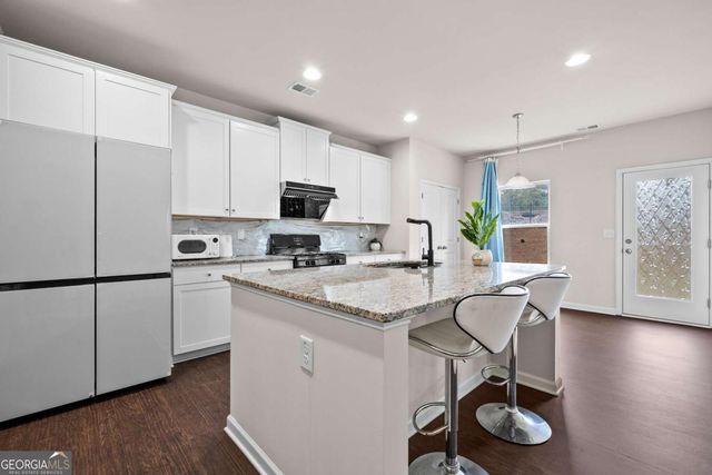 1876 HANOVER WEST Drive, Lawrenceville, GA 30043