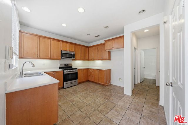 1021 Topaz Lane, Gardena, CA 90247