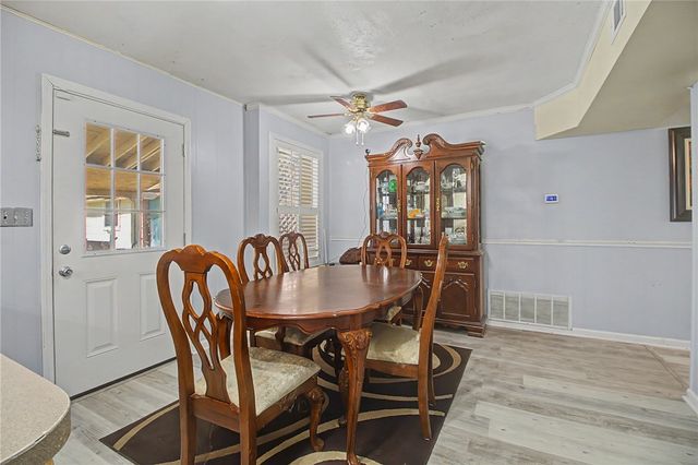 903 Horlock, Navasota, TX 77868