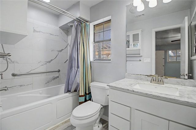 903 Horlock, Navasota, TX 77868