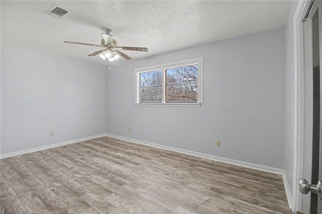 903 Horlock, Navasota, TX 77868