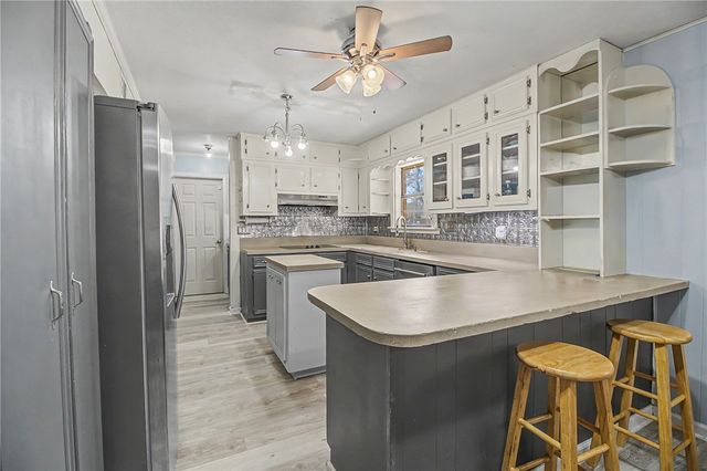 903 Horlock, Navasota, TX 77868