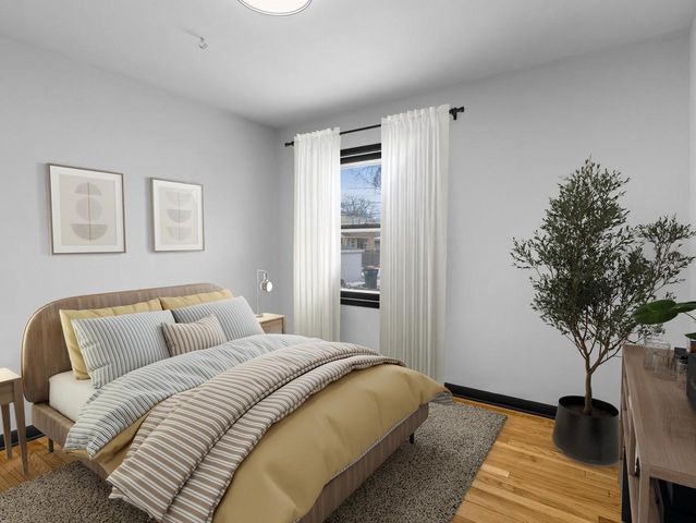 6417 N Green Bay AVENUE, Glendale, WI 53209