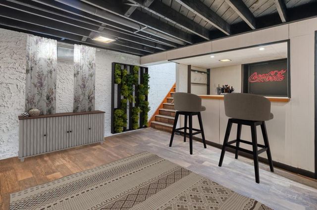 6417 N Green Bay AVENUE, Glendale, WI 53209