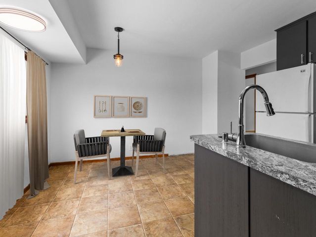 6417 N Green Bay AVENUE, Glendale, WI 53209