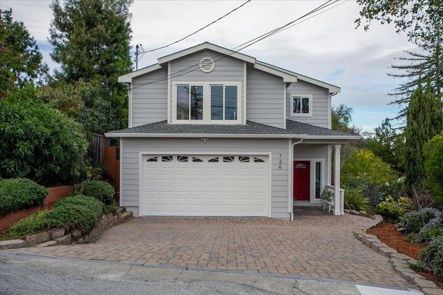 726 Hillcrest Drive, Redwood City, CA 94062