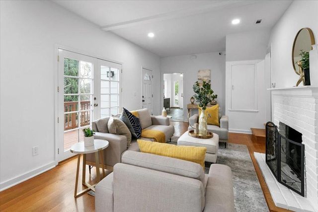 726 Hillcrest Drive, Redwood City, CA 94062