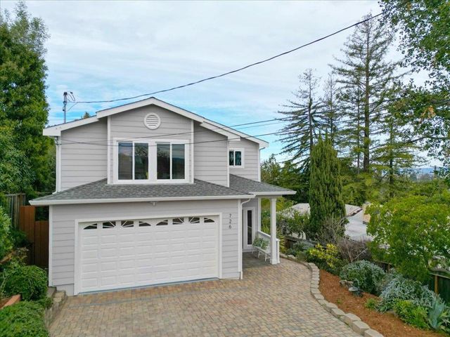 726 Hillcrest Drive, Redwood City, CA 94062