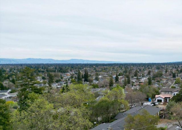 726 Hillcrest Drive, Redwood City, CA 94062