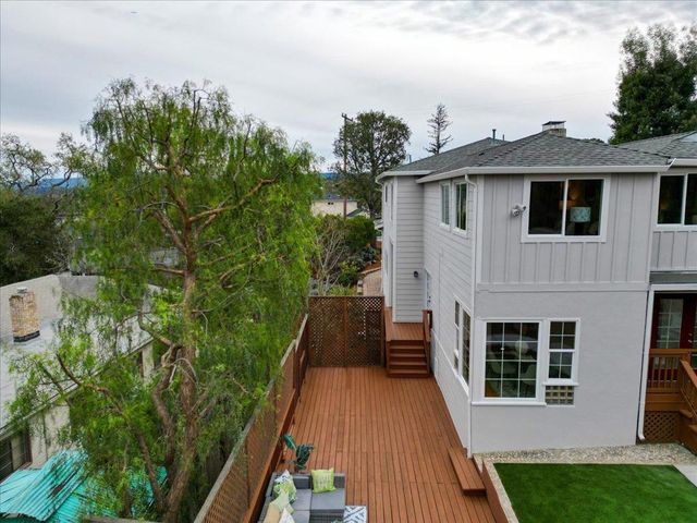 726 Hillcrest Drive, Redwood City, CA 94062
