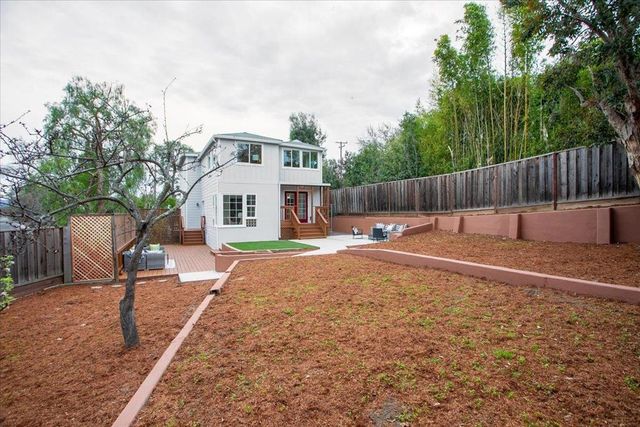 726 Hillcrest Drive, Redwood City, CA 94062