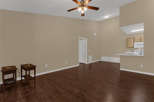 6560 SWISSCO DRIVE 322, Orlando, FL 32822